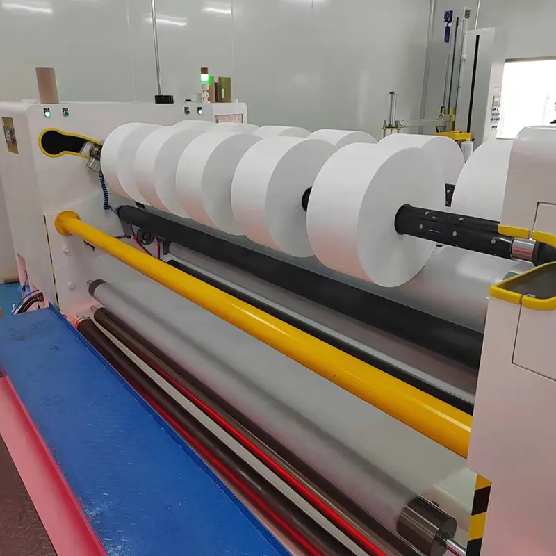 White Non-woven Fabric Slitting