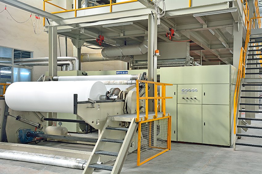 High quality nonwoven fabric roll production line for mattress components in China factory