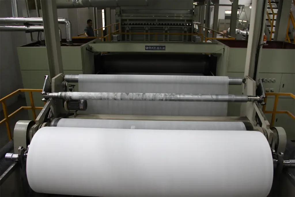 Takewind PP spunbond nonwoven fabric production line, manufacturing white interlining fabric for clothing and suitcase