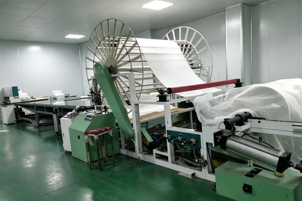 Takewind nonwoven folding and cutting processing machine for hygiene products